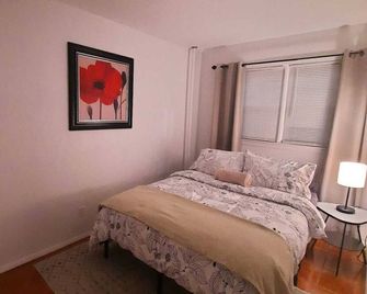 Pet Friendly Apartment Minutes From Nyc! - West New York - Habitación