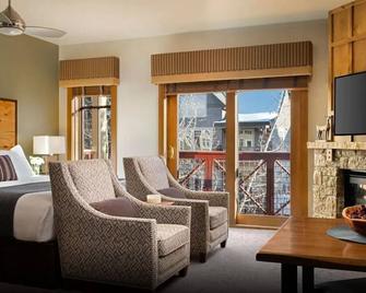 Magnificent Alpine or village views - Breckenridge - Living room