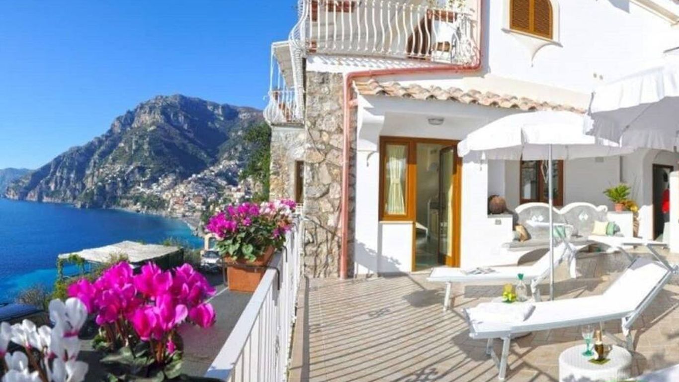 لا سورجينتي ديل سولي