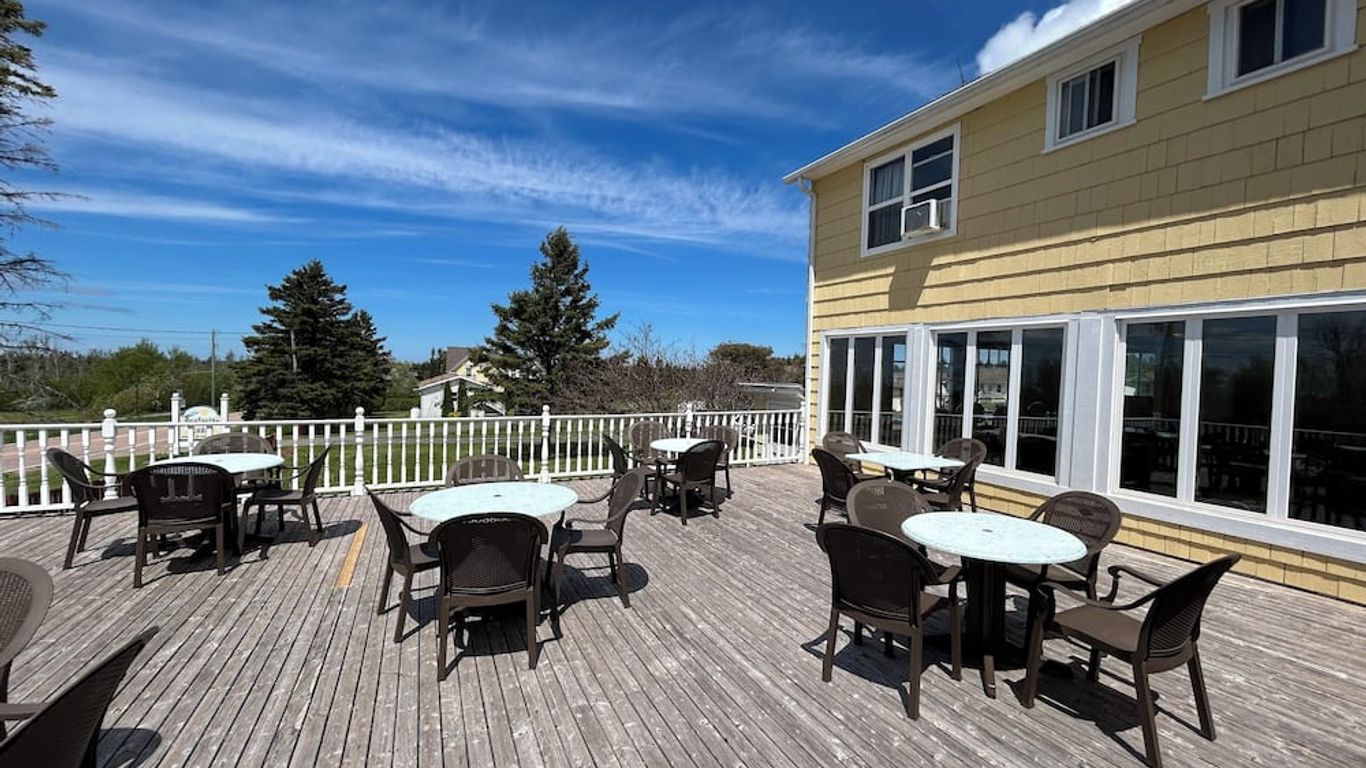 Shining Waters Country Inn