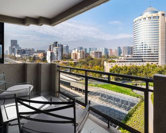 Wyndham Garden Santiago Kennedy - Santiago - Balcony