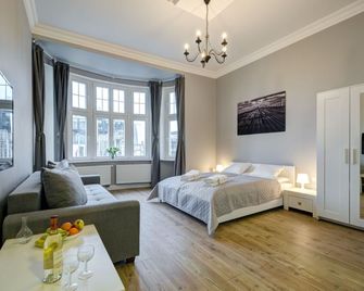 Dom & House - Apartments Podjazd Central Sopot - Sopot - Bedroom