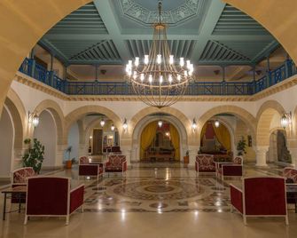 ريجينسي هوتل آند سبا - المنستير - ردهة