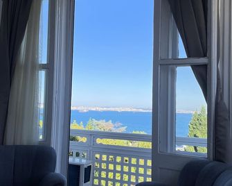 Ikigai Hotel Villa Rifat - Büyükada - Balkon