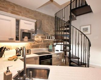 Coquet Cottage (Warkworth), Pet Friendly, With Open Fire In Warkworth - Warkworth - Kitchen