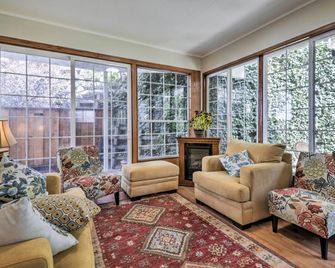 Peaceful Oakland Oasis with Private Yard! - Oakland