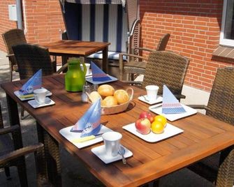 Hotel Dorfkrug Büsum - Büsum