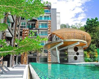 Emerald Patong New Studio with Balcony - Patong