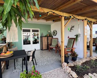 Kas Emmali. Biba bo Sono. Your unforgettable vacation in Curacao. - Grote Berg - Patio