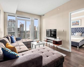 Globalstay. Modern 1bd+den Apartment Lillian St - Toronto - Living room