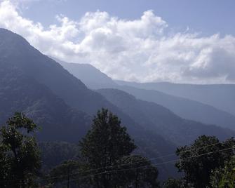 Nature Valley - Nainital - Вигляд зовні