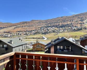 Roulette Apartments - Livigno - Balcone