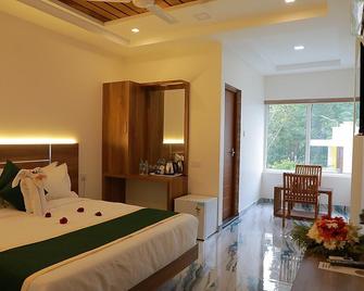 Delano Residency - Kadayal - Habitación
