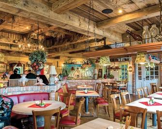 2 bedroom accommodation in Kaschow - Süderholz - Restaurante