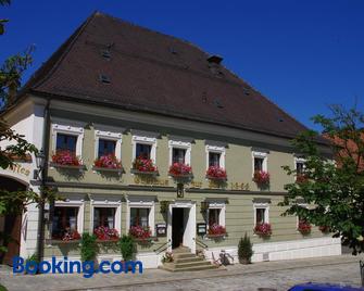 Hotel zur Post - Bad Kötzting - Gebäude