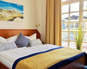 Hotel zur Traube - Kuehlungsborn
