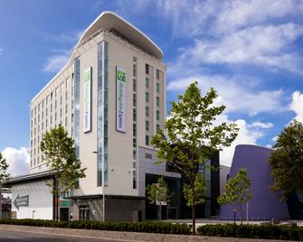 Holiday Inn Express Hull City Centre - Hull - Building