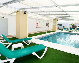 Hotel Monarque El Rodeo - מרבלה