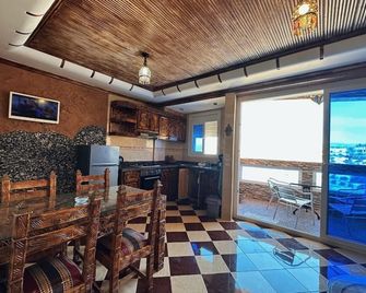 Tamraght Appartement 400 Meters From the Beach - Taghazout - Dining room