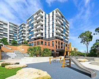 The Luxury Penthouse at Spring Square - Bankstown