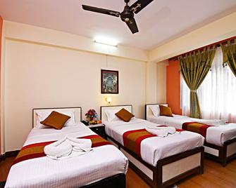 Hotel Pleasure Home - Kathmandu - Bedroom