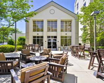 Hampton Inn & Suites Memphis East Germantown Area - Memphis - Patio