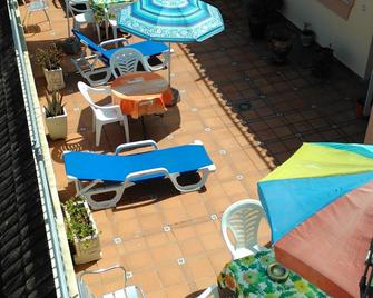 Hostal Italia - Fuengirola - Patio