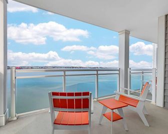 Cambria Hotel Ocean City - Bayfront - Ocean City - Balcony