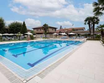Best Western Plus Hotel Modena Resort - Formigine - Piscine