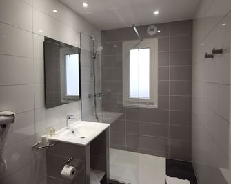 Atalante - Annemasse - Bathroom