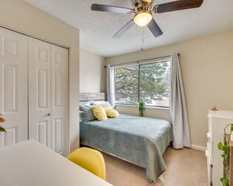 Beautiful Boulder Townhome Walk to CU and Pearl St! - Boulder - Bedroom