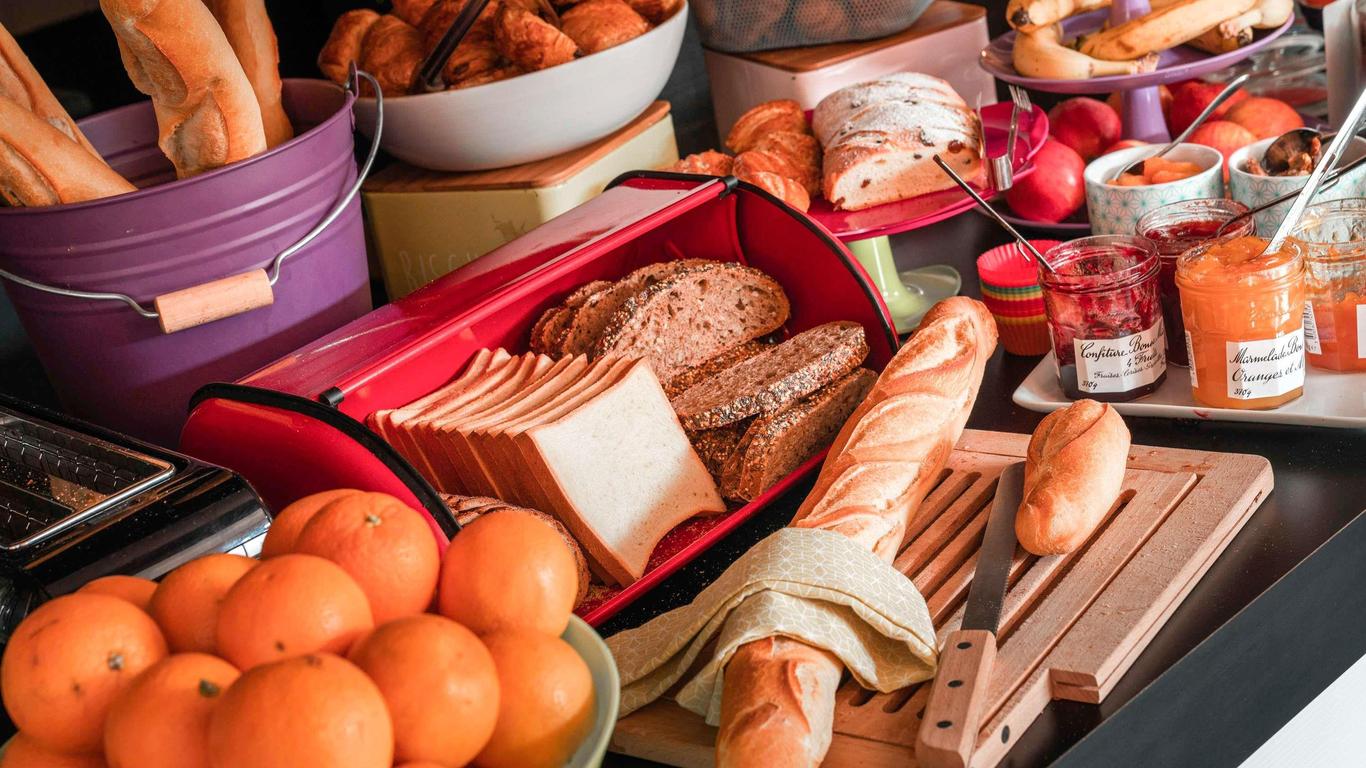 إيبيس ستايلز باري فيليزي