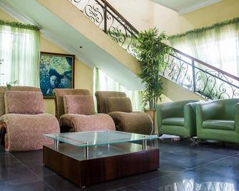 Allonze Hotel - Ikorodu - Lobby