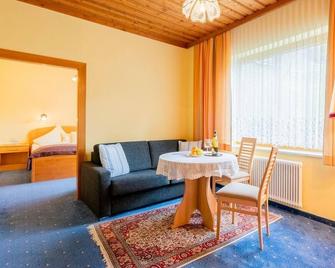 Pension Südhang - Doppelzimmer Bad Kleinkirchheim - Bad Kleinkirchheim - Sala de estar