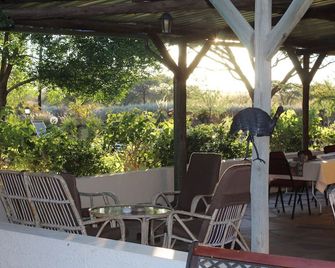 Etango Ranch Guestfarm - Windhoek - Pátio