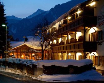 Hotel Krone Tirol - רוטה - בניין