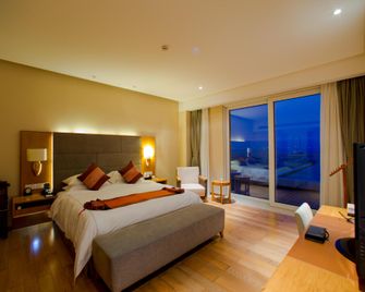 Mingshen Golf & Bay Resort - Sanya - Soverom
