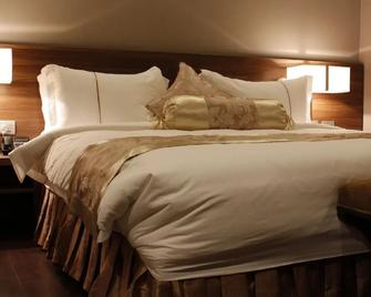 Shoregate Hotels - Lagos - Bedroom