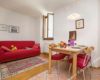 Appartamento Centro Storico Riva 2 - Happy Rentals - Riva del Garda - Ruokailuhuone