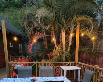 Beach cabin located in gated community in Omoa, Cortes - Omoa - Patio