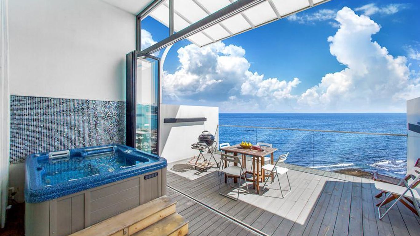 Goseong Vinolian Pension