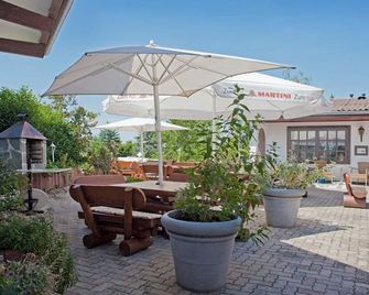 Holiday Home Erzeberg-1 by Interhome - Bad Emstal - Patio