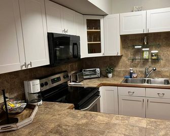 Oceanview Villa - Steps Away from the Beach / Palmas del Mar Resort. - Humacao - Kuchyň