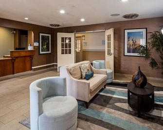 Best Western Brentwood Inn - Brentwood - Lobby