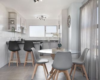 Ocean View 503 - Bloubergstrand - Jadalnia
