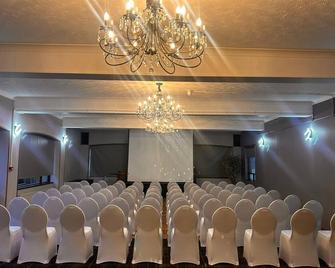 Newburgh Inn - Ellon