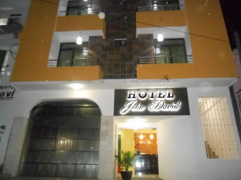 Hotel John David - פלנקה - בניין