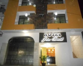 Hotel John David - פלנקה - בניין