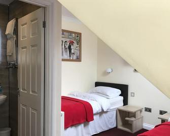 Cassandra Guest House - Plymouth - Soverom