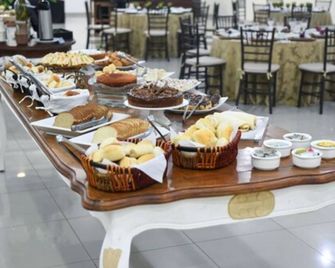 Ipe Park Hotel - São José do Rio Preto - Buffet